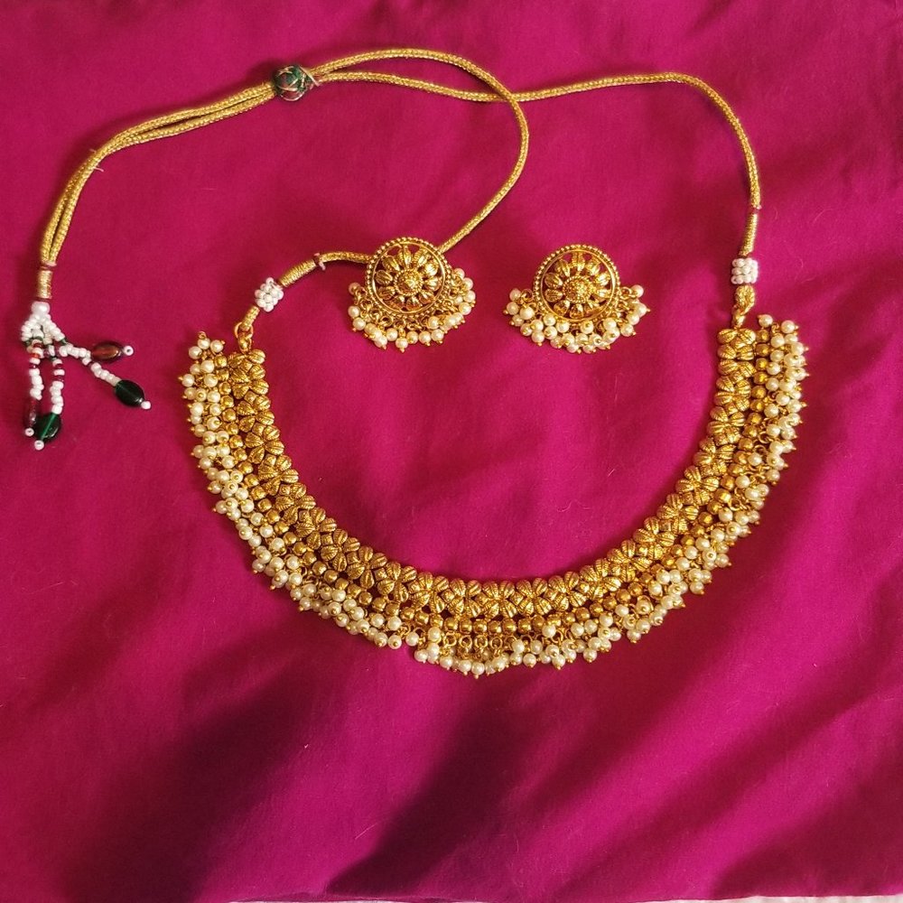 Indian Gold necklace set